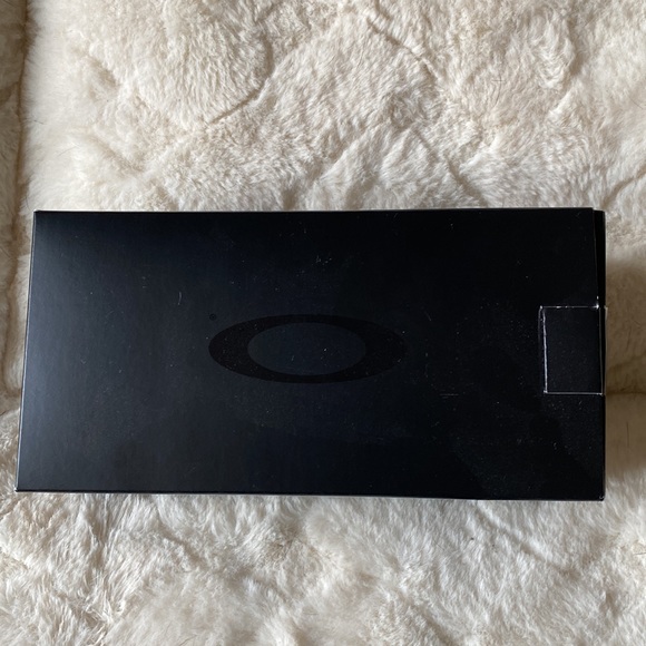 OAKLEY Prizm polarized sunglasses - Picture 3 of 9